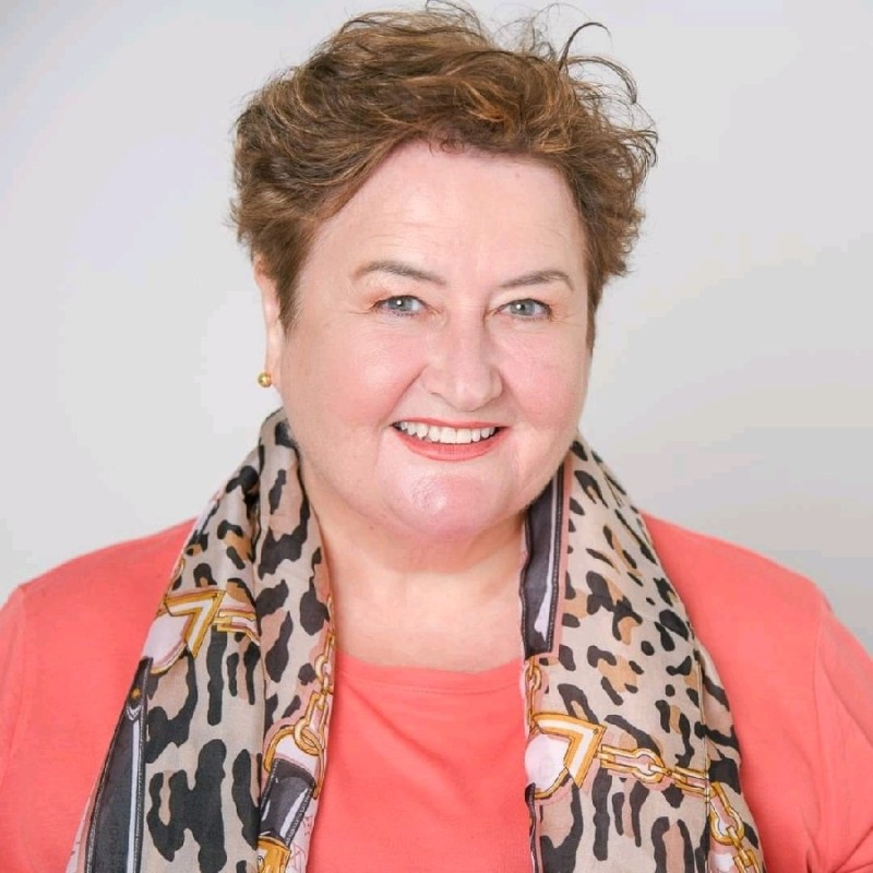 Georgina Kelly